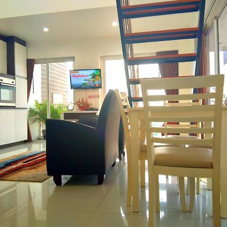 Family Residence Pattaya Exterior foto