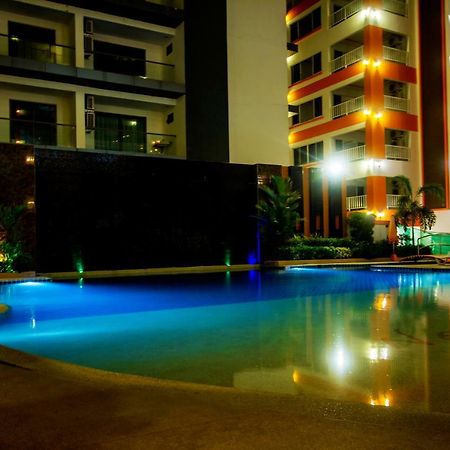 Family Residence Pattaya Exterior foto