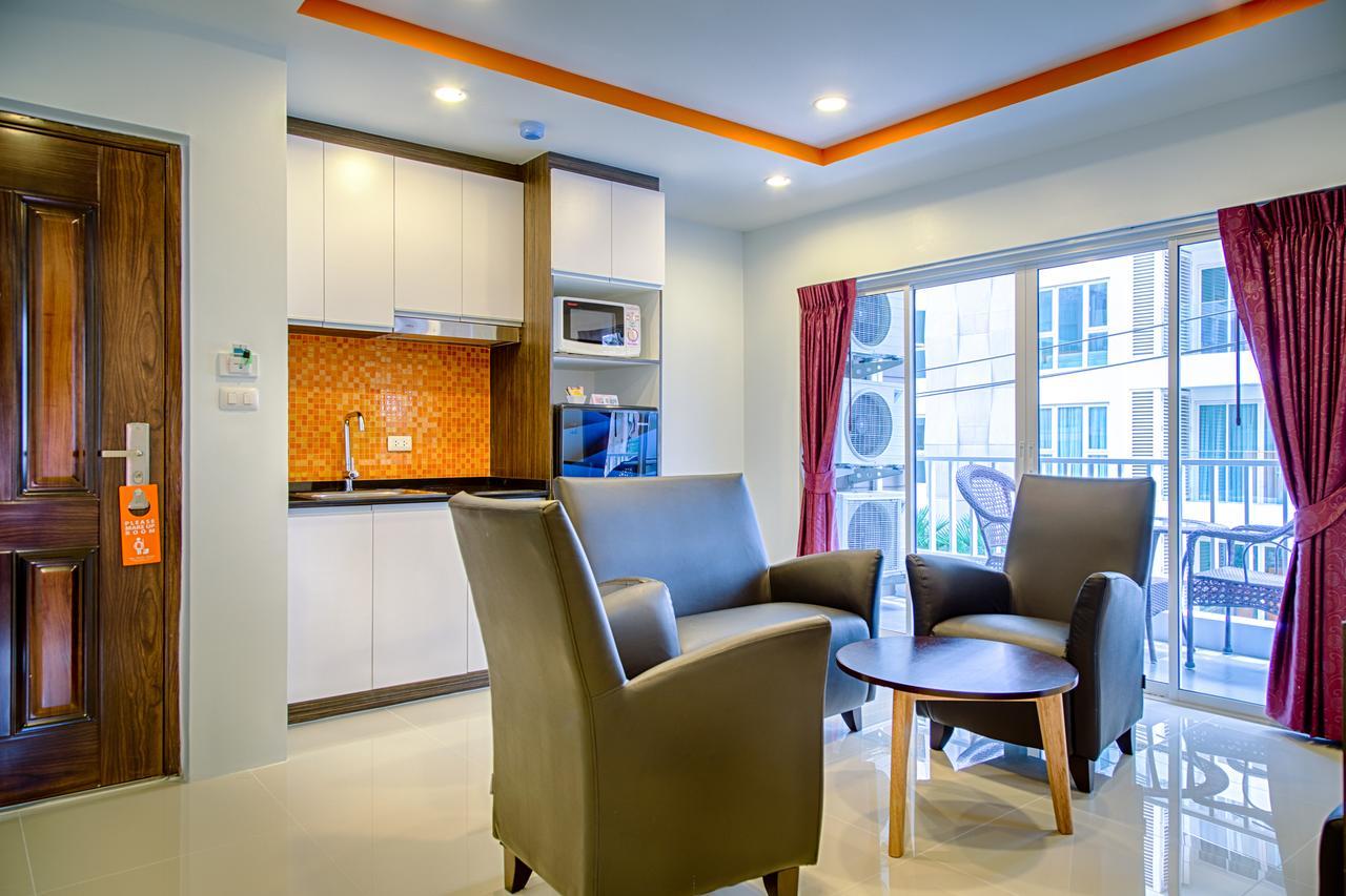 Family Residence Pattaya Exterior foto