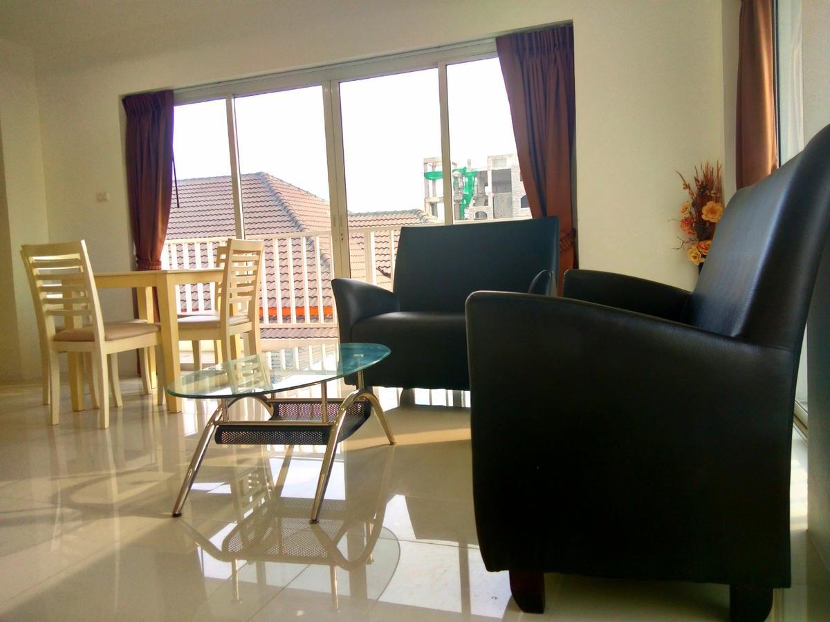 Family Residence Pattaya Exterior foto